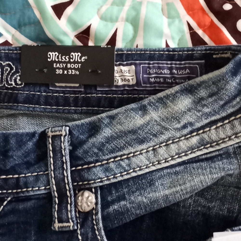 Miss Me Jeans - Picture 3 of 5